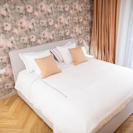 公寓 Seven Luxury 地拉那