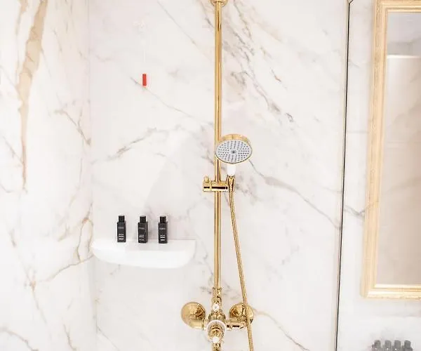 Апартаменты Seven Luxury *