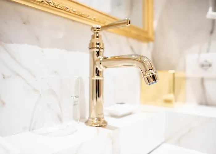 Seven Luxury * Tiran